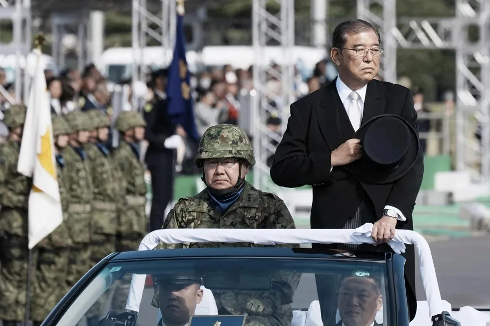 從戰斧飛彈到軍機軍艦　日本內閣通過近2兆創紀錄國防預算