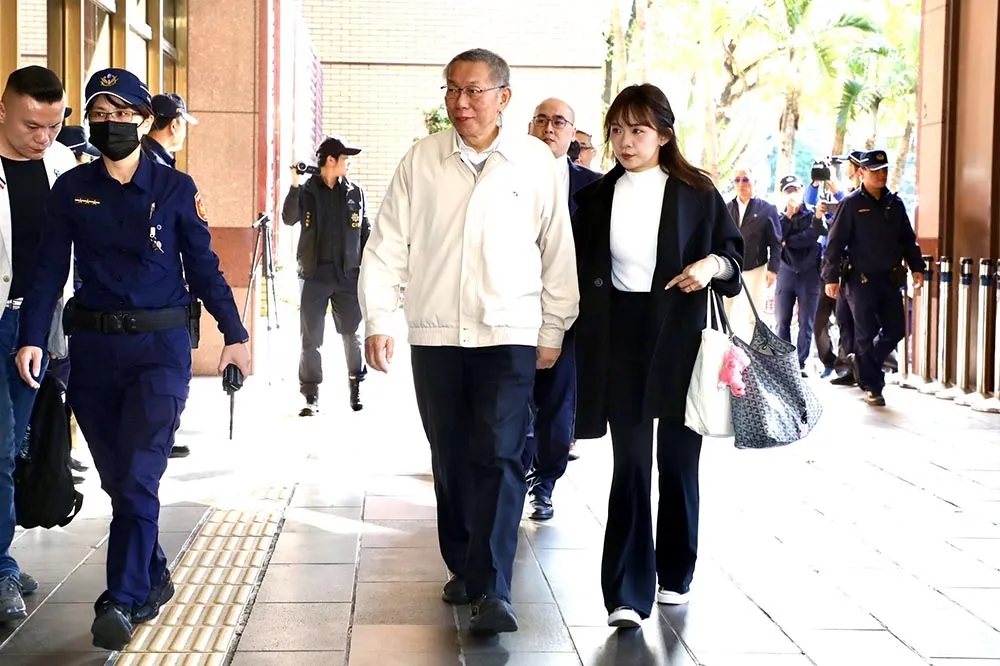 快訊／僅獲50小時自由身　柯文哲等4人下午返北院開庭