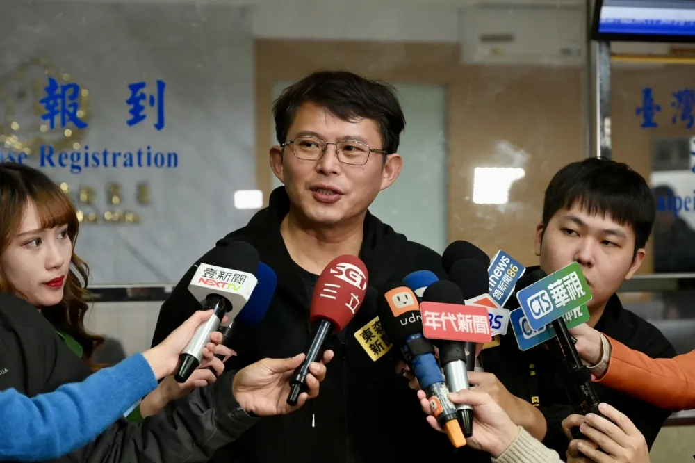3000萬保金跟「他」借的　柯文哲打算辭任黨主席找黃國昌幫忙