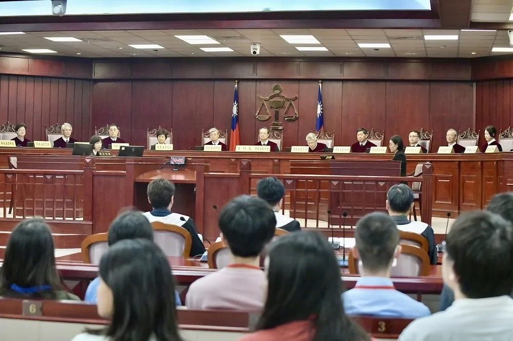 支持憲政程序處理三大爭議法案