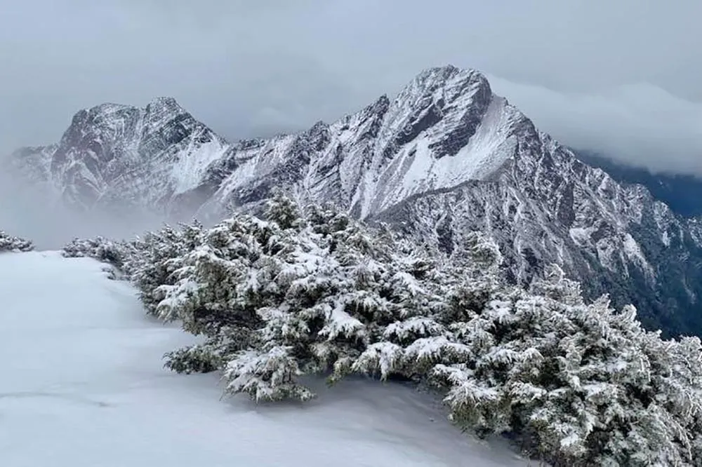 強烈冷氣團下周報到　低溫恐跌破10度、高山有望降雪