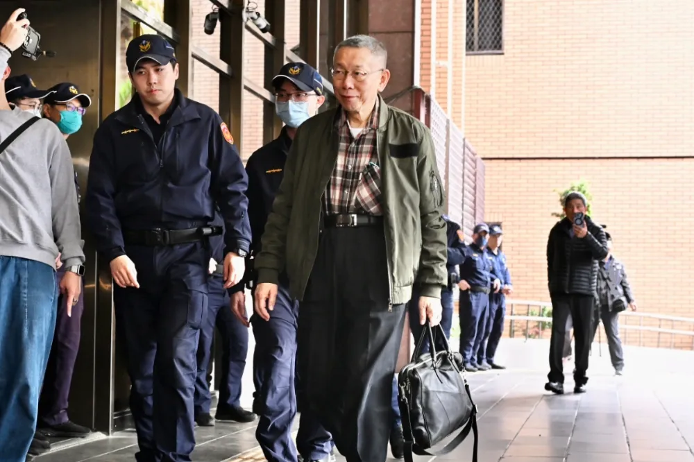 諷檢方下不了台「要關我就明講」　柯文哲：再加保就要賣房了