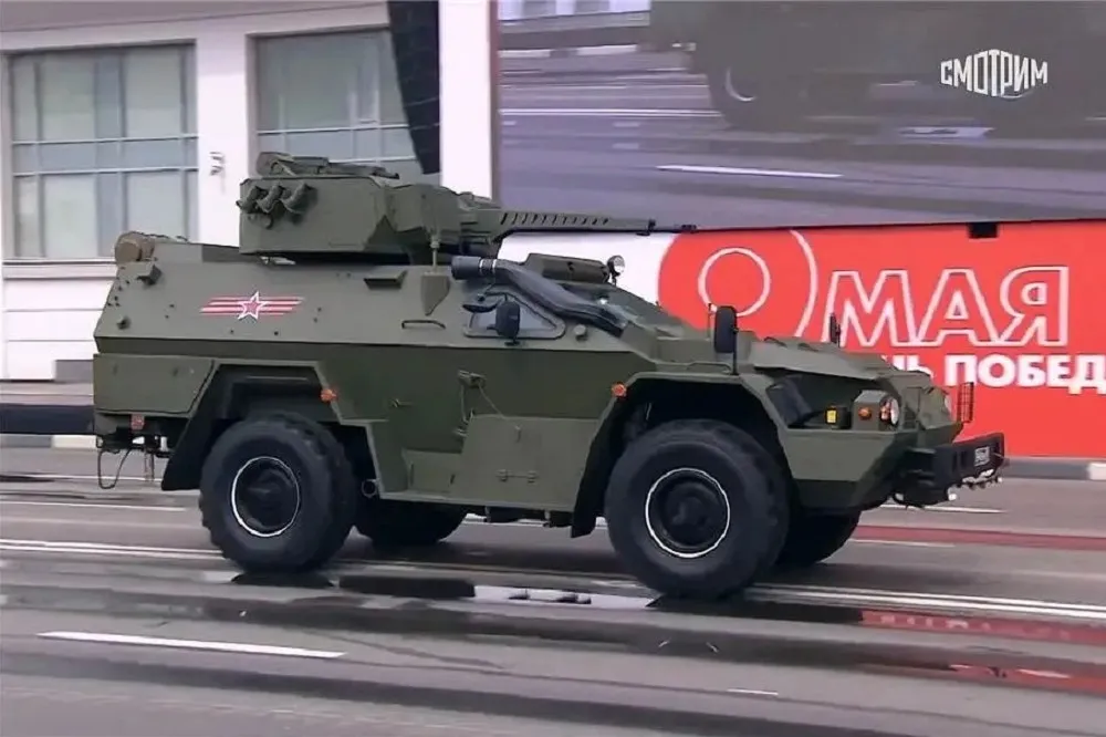 【有片】強化地面單位戰場生存性　俄軍BPM-97裝甲運兵車展開升級作業