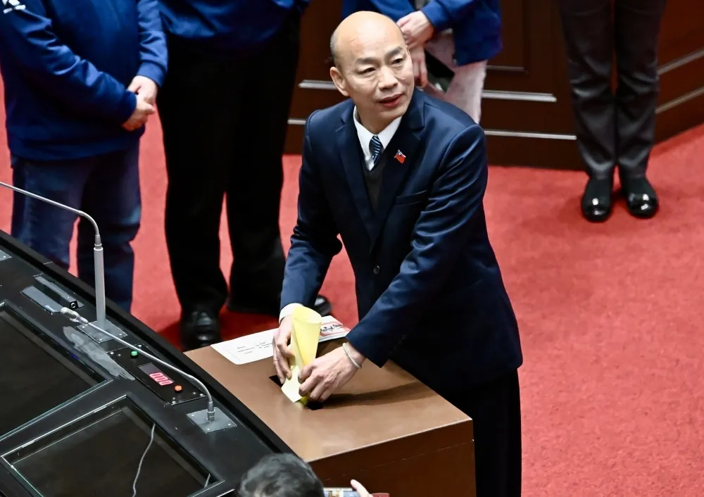 韓國瑜稱立院打架是民主展現　笑虧柯建銘愛生氣：將來告別式我會去