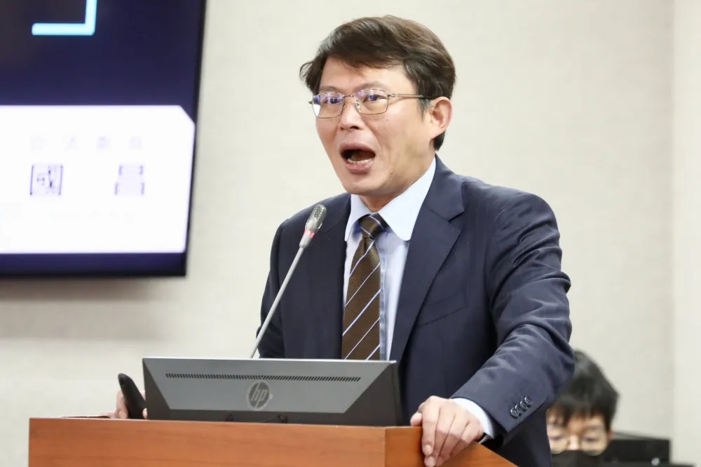 揪小草上街妨害司法？　黃國昌嗆：我是號召者歡迎檢警來辦