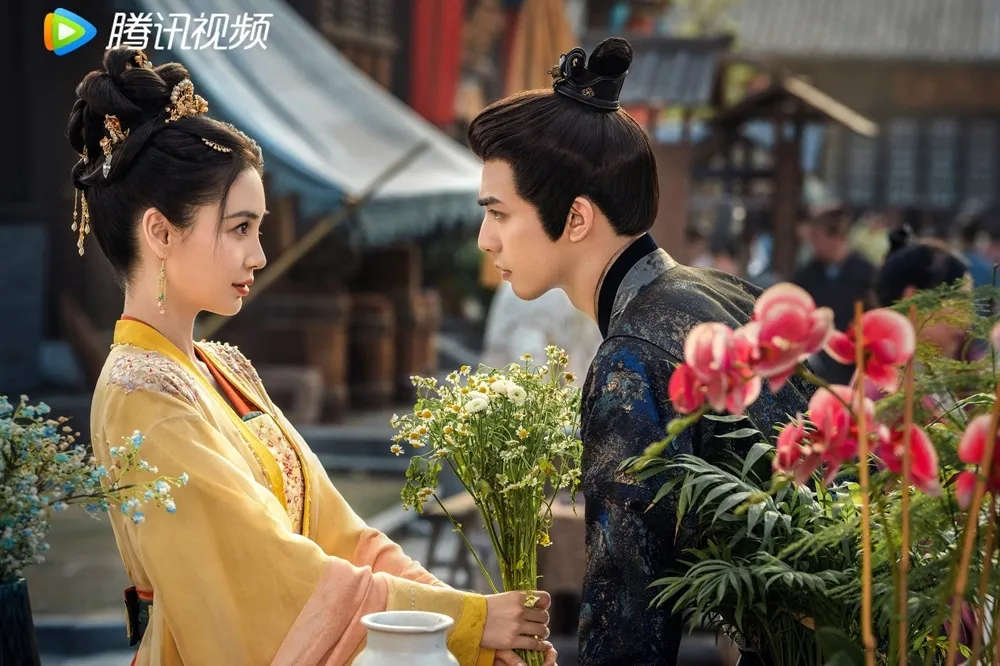 《相思令》Angelababy造型美翻話題量衝破50億　新劇搭檔《神隱》的「他」仍受金主青睞