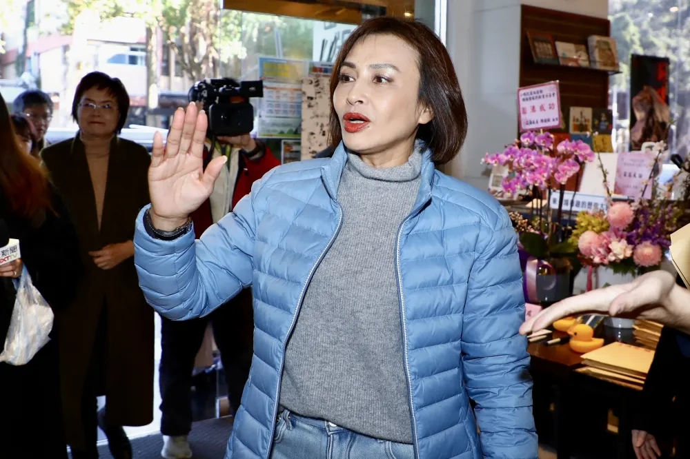 【2026擂戰鼓】高雄市長綠營「5搶1」初選升溫　邱議瑩：未談整合、各自努力