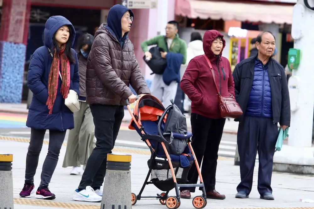 元宵節變天！全台各地持續有雨　周末再迎冷氣團