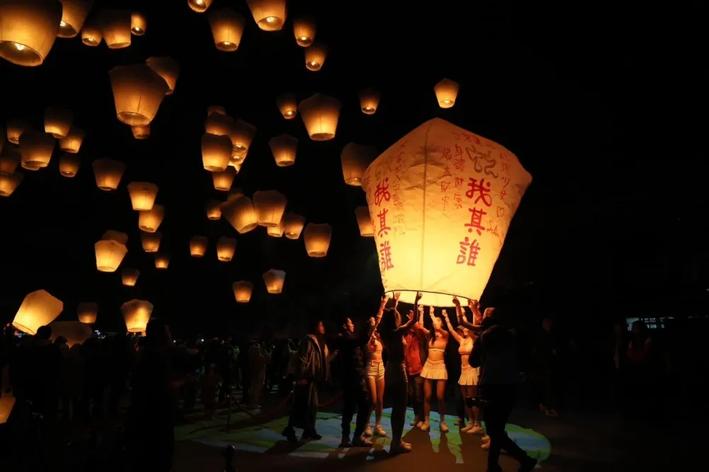 元宵節也是天官大帝生日！5 大開運民俗、15 大禁忌一次看　這天適合求財補庫、天燈許願