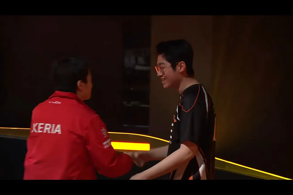 宙斯發威！《英雄聯盟》 LCK CUP 季後賽 HLE 3-2 淘汰 T1　「手刃大戰」吸引十二萬人同上觀看