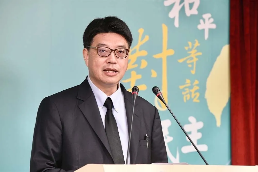 台人申領中國居住證卻無法可管　邱垂正：重啟《兩岸條例》修法