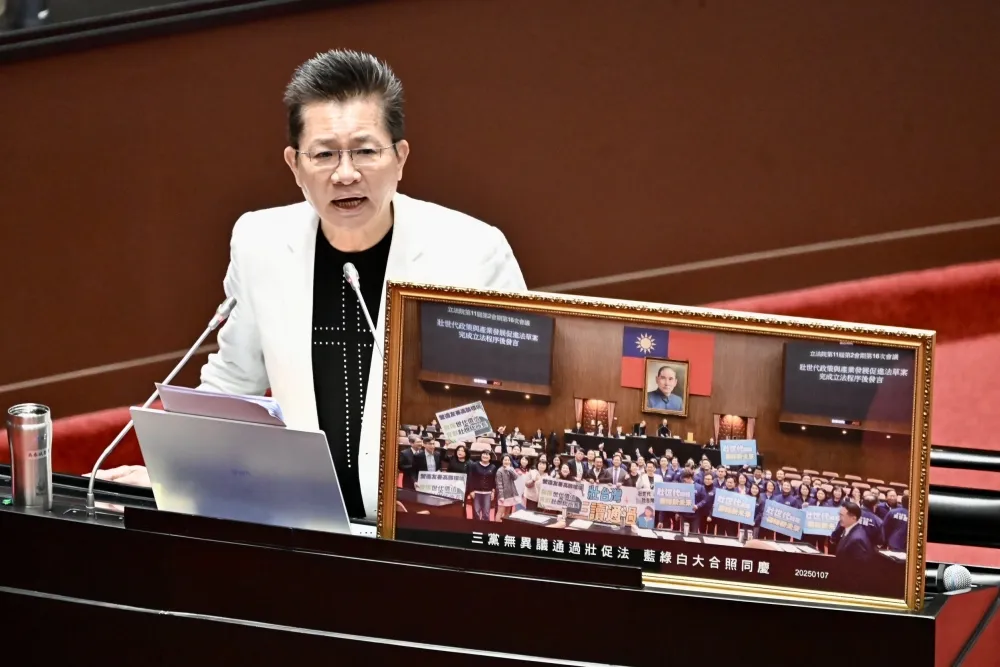 快訊／止血「壯世代」爭議炎上　吳春城宣布請辭立委