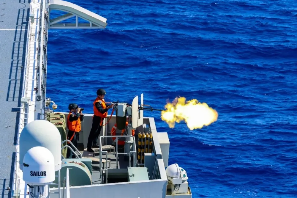 中共機艦無預警接近台海　國安高層：對區域現狀高度挑釁