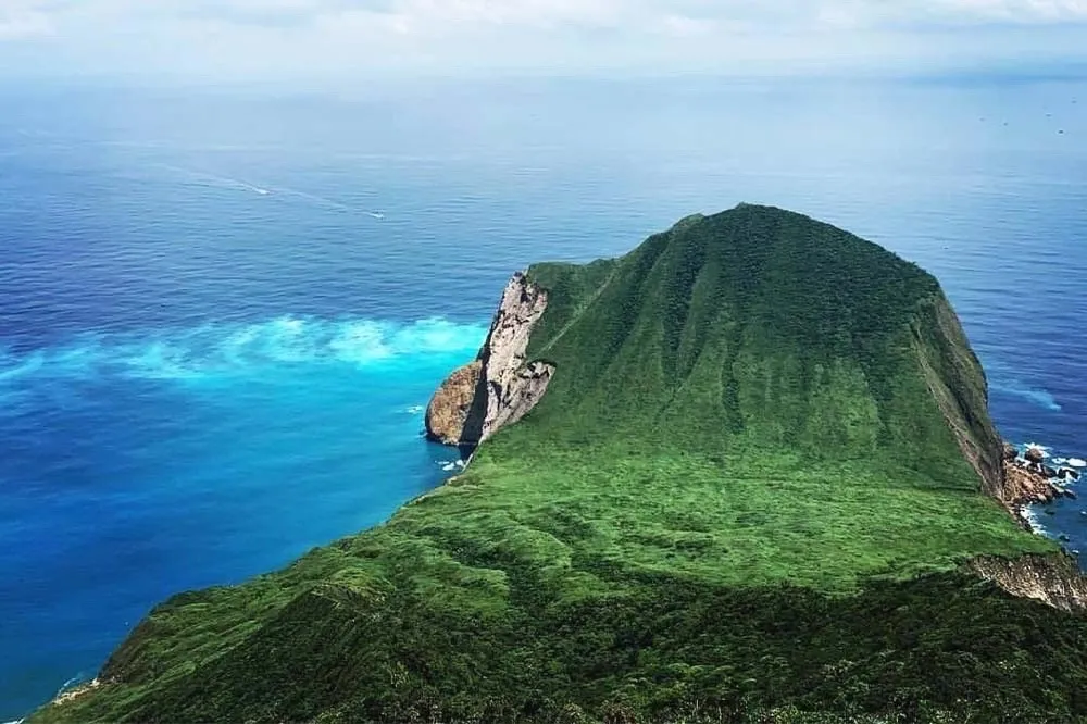 修繕4個月解封！龜山島3/1起重新開放　今淨灘清出近3噸垃圾