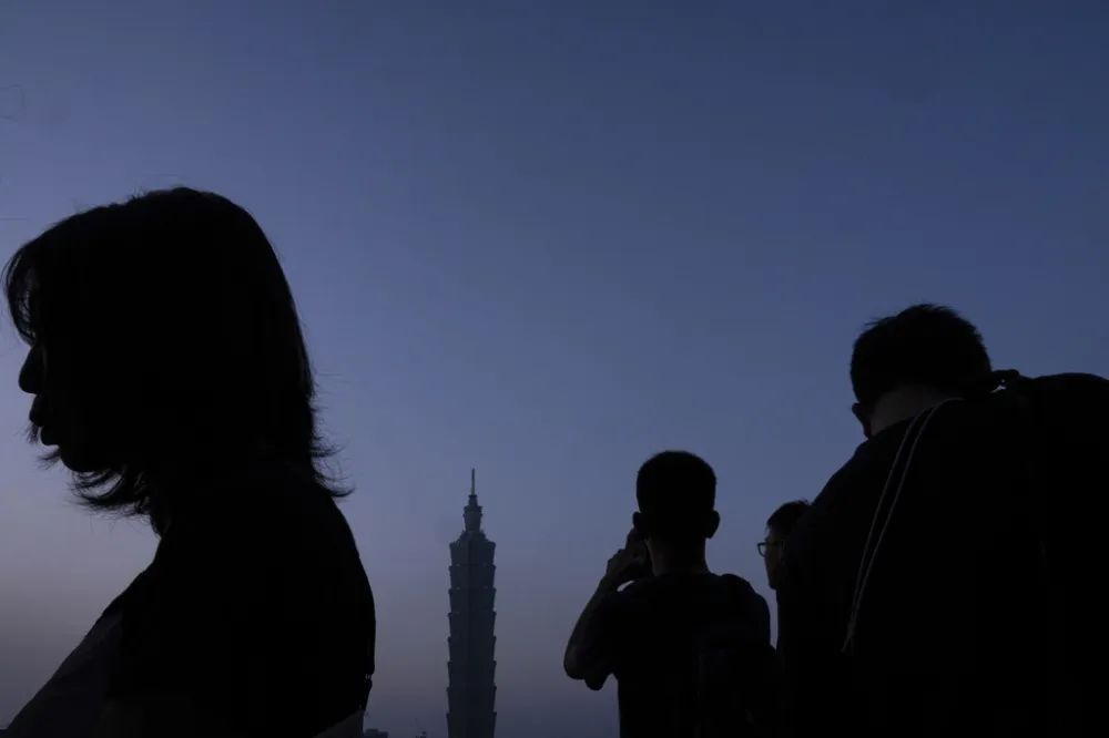 沒有歷史感的政客