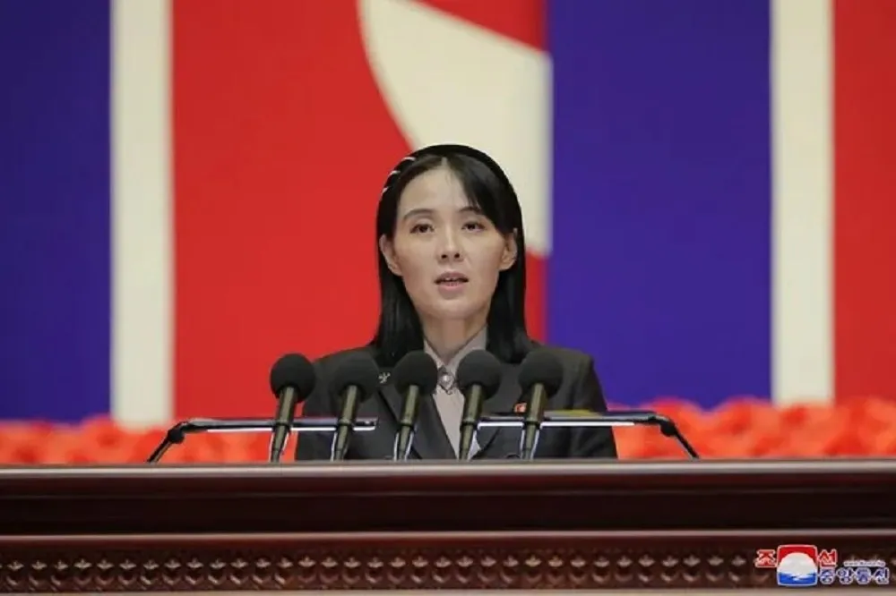 川普任內首架美航母進駐南韓　金與正批挑釁：讓我們擁核名正言順