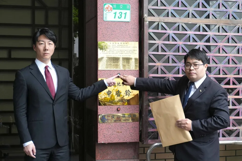 罷免綠委連署頻爆「幽靈人頭」　吳崢赴北檢提告領銜人偽造文書