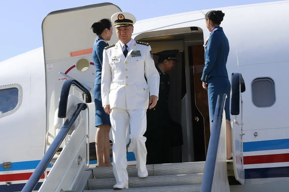 溫約瑟：苗華停職風波與「兩會」後解放軍人事觀察