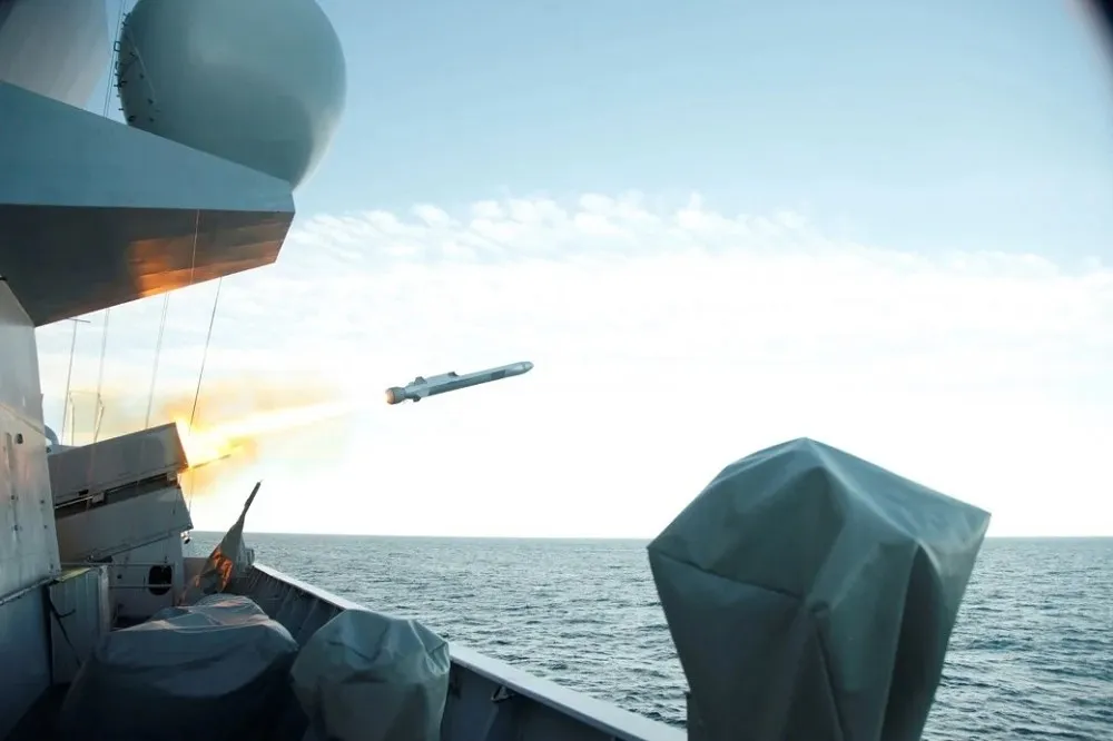 【有片】強化水面艦打擊能力　丹麥採購挪威「海軍打擊飛彈」