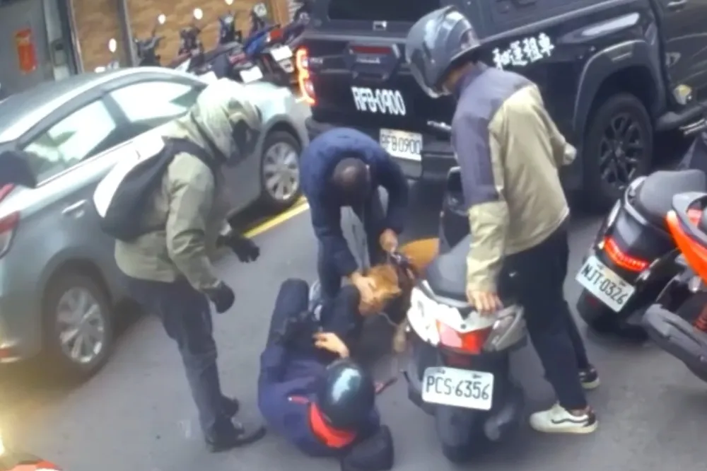 比特犬跳車咬傷騎士是「自己開窗」？　飼主是否涉「放狗咬人」待釐清