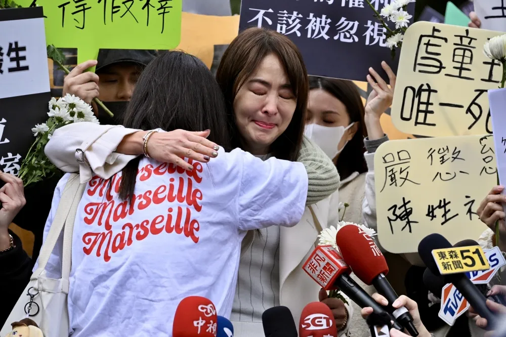 賈永婕聲援凱凱流淚痛罵保母姊妹「惡魔」　 呼籲修法：虐童犯要最重量刑