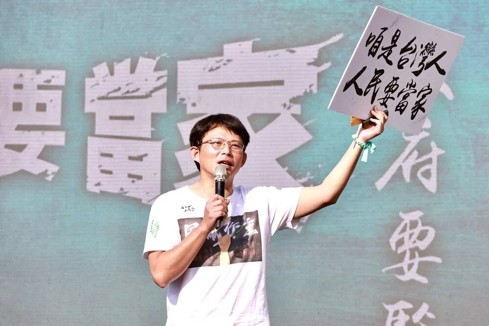 民眾黨首場宣講來了6千人　黃國昌痛批執政黨「把人民當盤子」