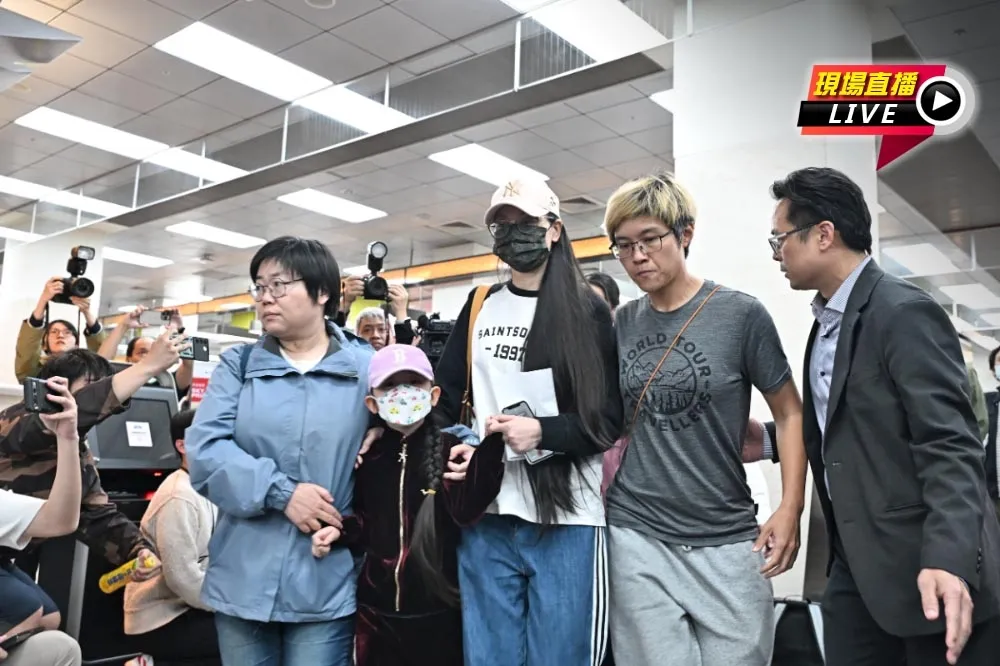 直播／亞亞今晚搭機離台　在松山機場舉行記者會