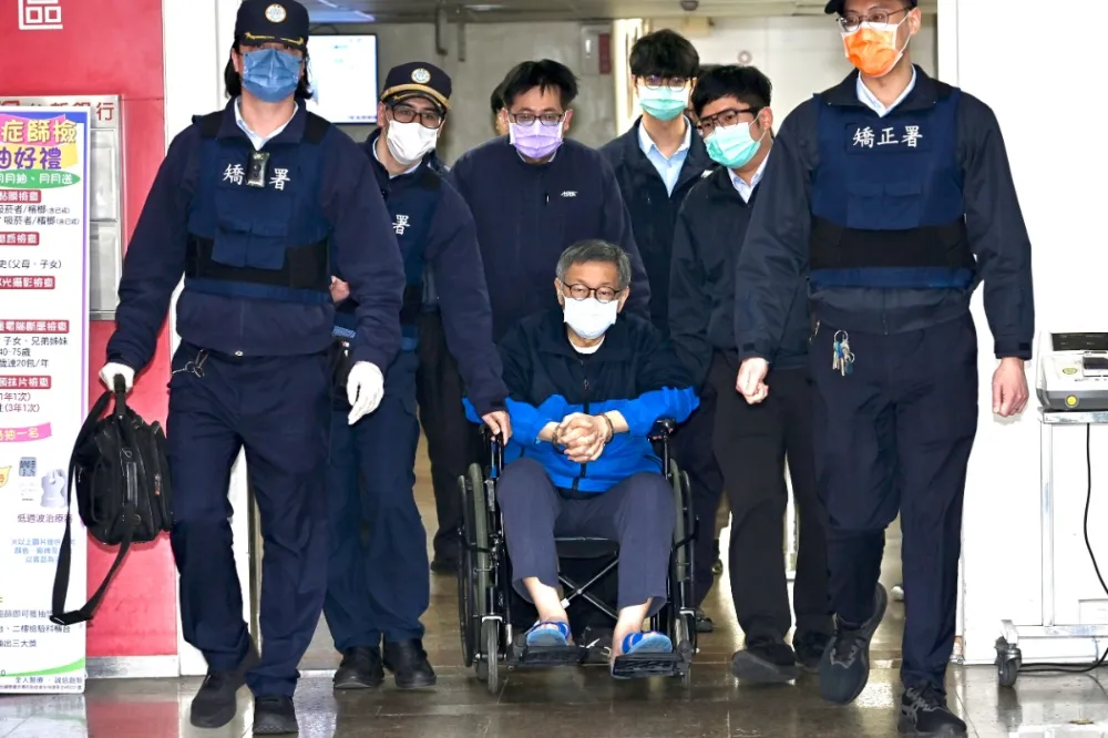 柯文哲術後恢復良好　台北醫院：他主動要求出院