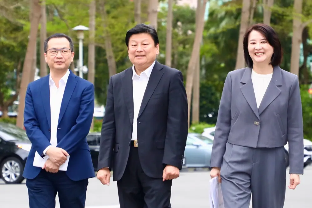 支持行政院提880億特別預算紓困　傅崐萁：讓卓榮泰到國會報告清楚