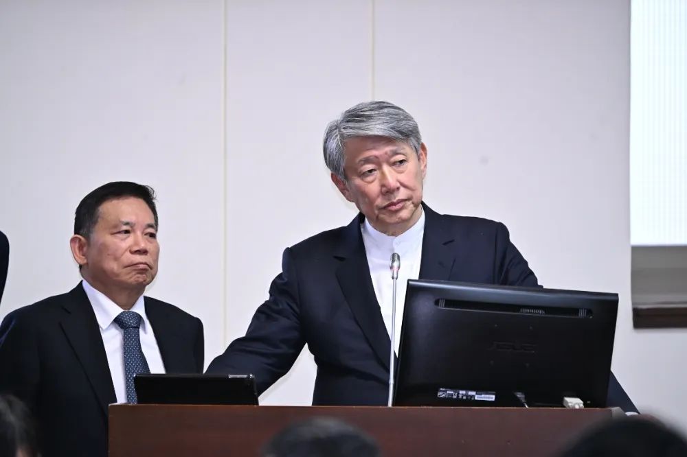 因應關稅風暴　郭智輝：全面取消紓困「營收衰退15%」申請門檻