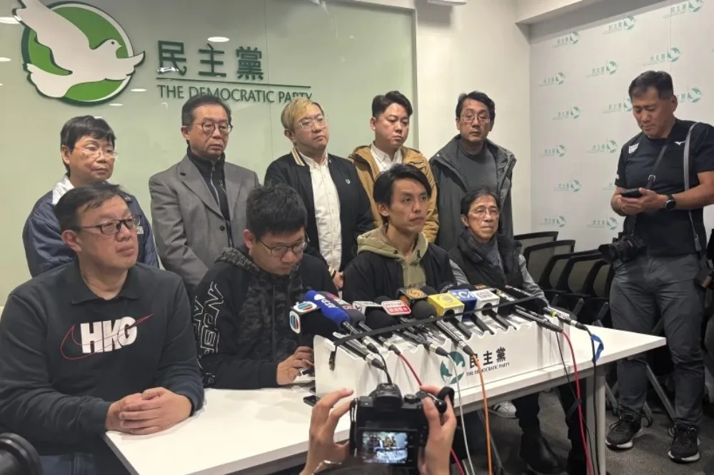 民主一點也不剩　香港昔日最大黨、最後反對黨遭北京警告「年底前消失」