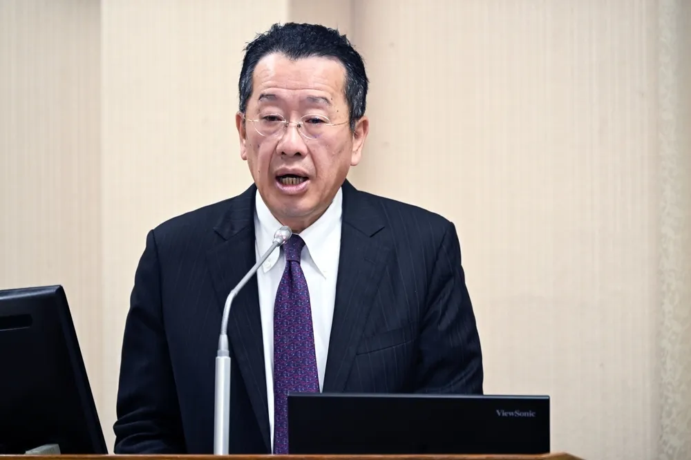 在營區揮五星旗拍投降片　憲兵隊、總統府侍衛及海軍7士官淪共諜