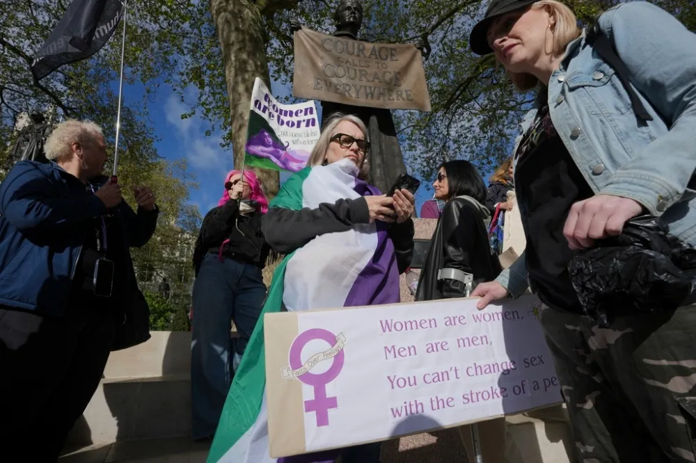 英最高法院定調平等法　跨性別女性不算女性