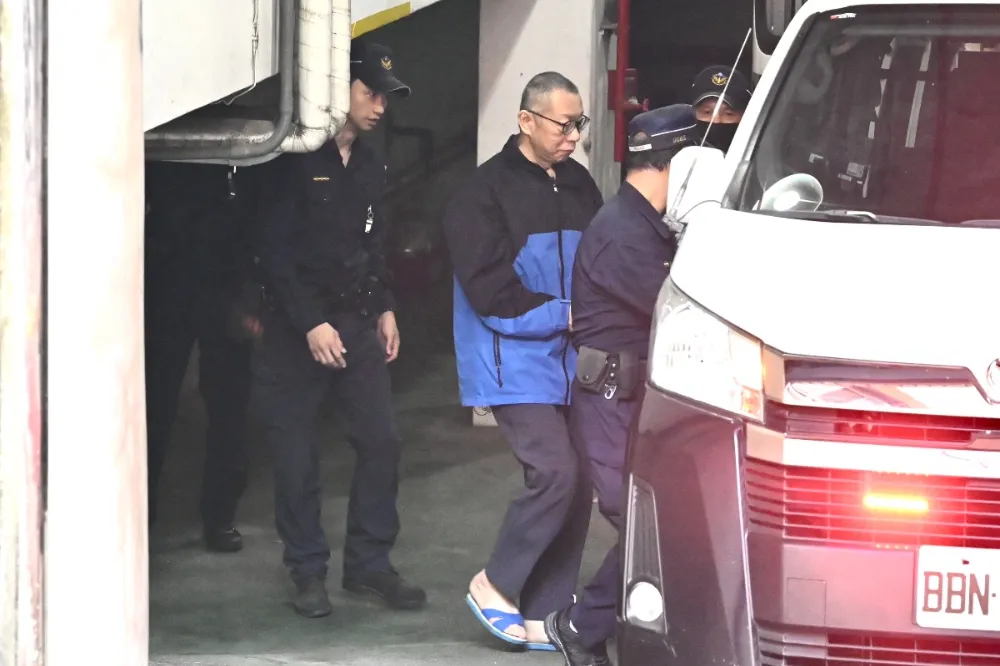 柯文哲要求公開偵訊光碟錄影　「讓大眾知道檢方怎麼對付我」