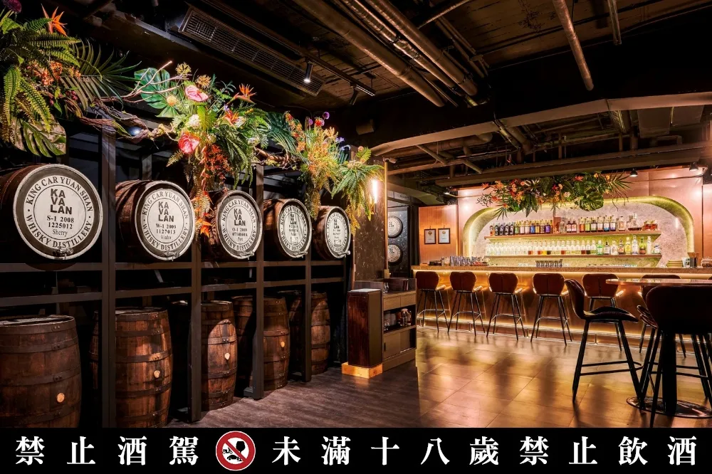 【獨家專訪】黃仁勳「兆元宴」喝的是哪款？送給外國友人怎麼選？噶瑪蘭威士忌酒吧及獨家喝法全攻略（下）