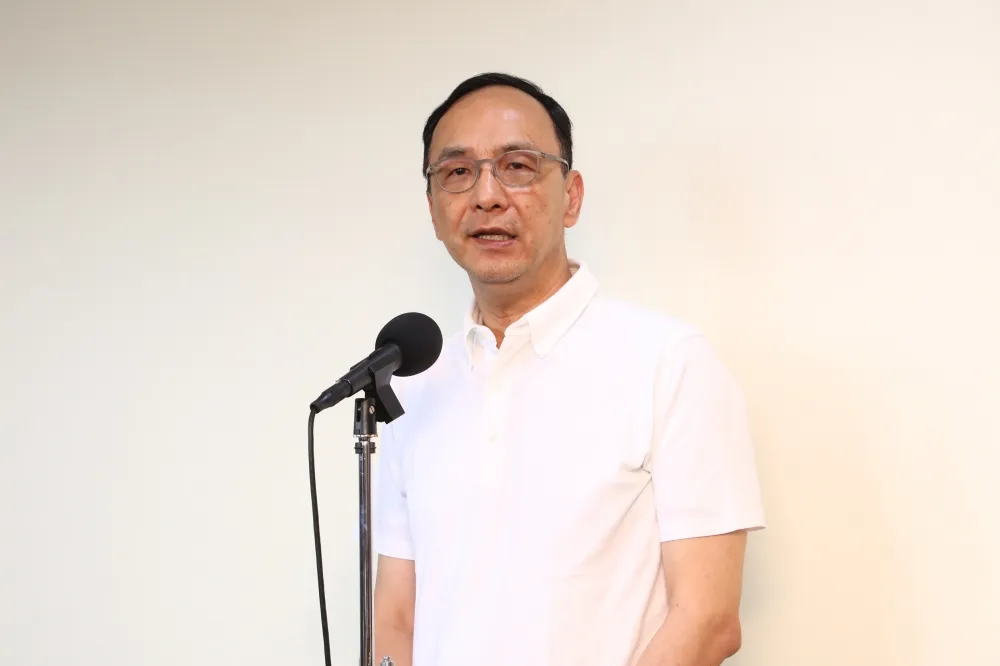 【有片】黃呂錦茹等4人遭聲押　朱立倫：賴清德是躲在總統府內的獨裁者