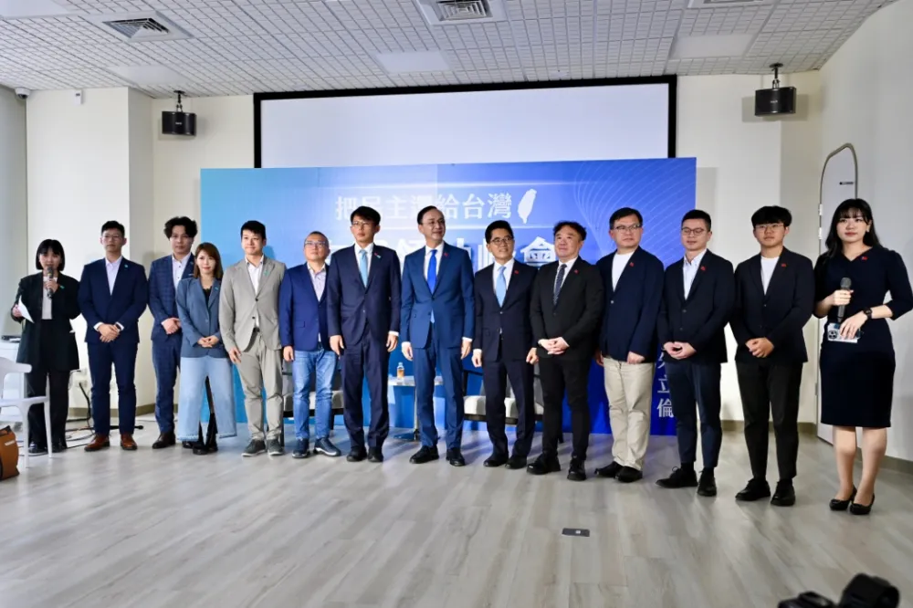 【藍白朱昌會】朱立倫邀426共赴凱道抗議　黃國昌點頭赴約：發出人民的怒吼