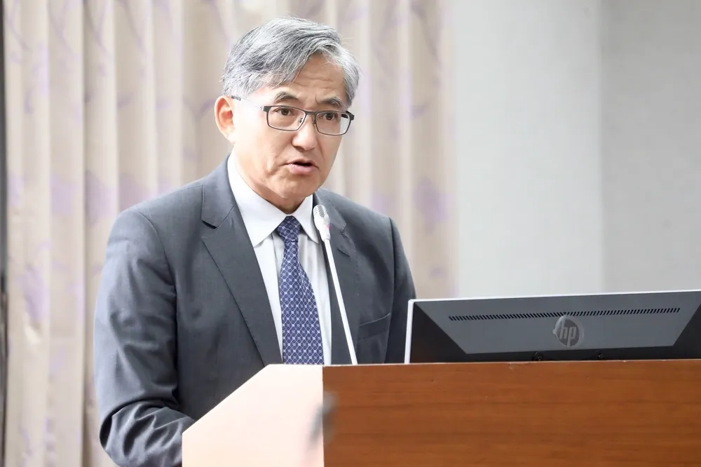 羅智強質疑辦藍不辦綠　調查局長反嗆：一直罵「抓作弊的」讓我confuse