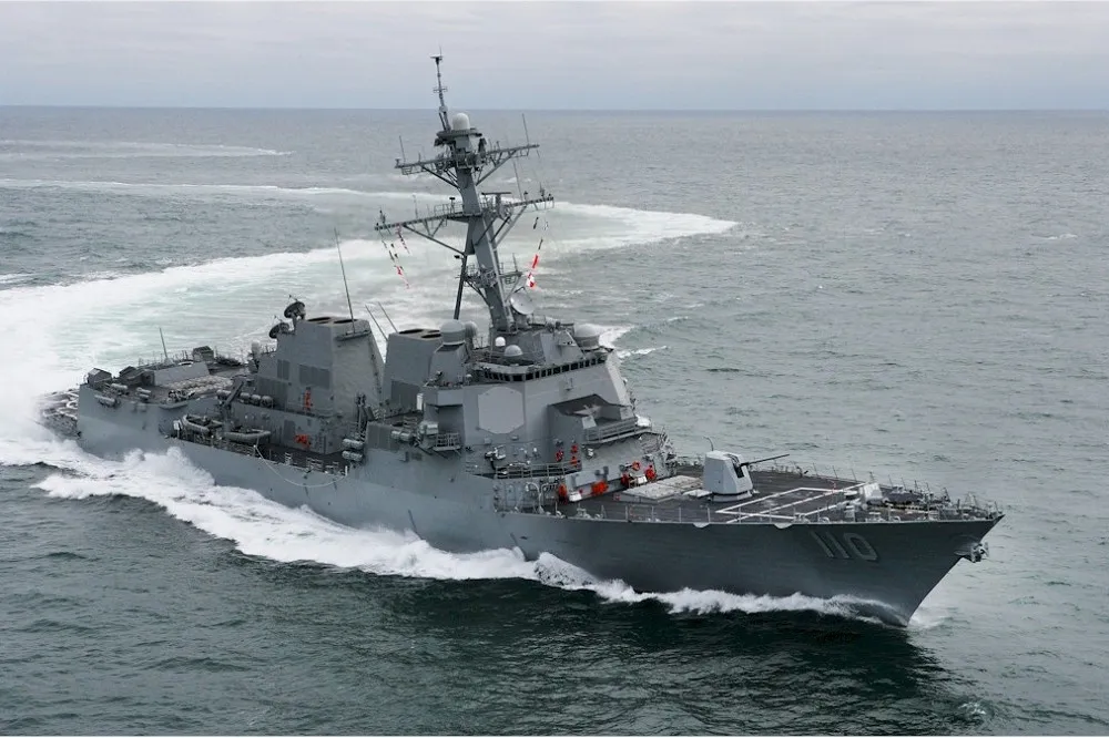 美MQ-4C全天護航神盾艦穿越台海　對北京重申「台灣不是中國內海」