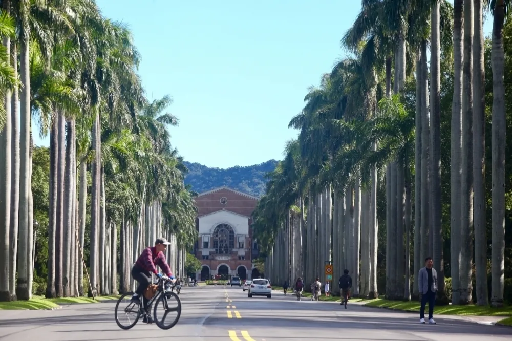 2025亞洲大學排名出爐　台大排名30、中國醫藥大學奪全台第2