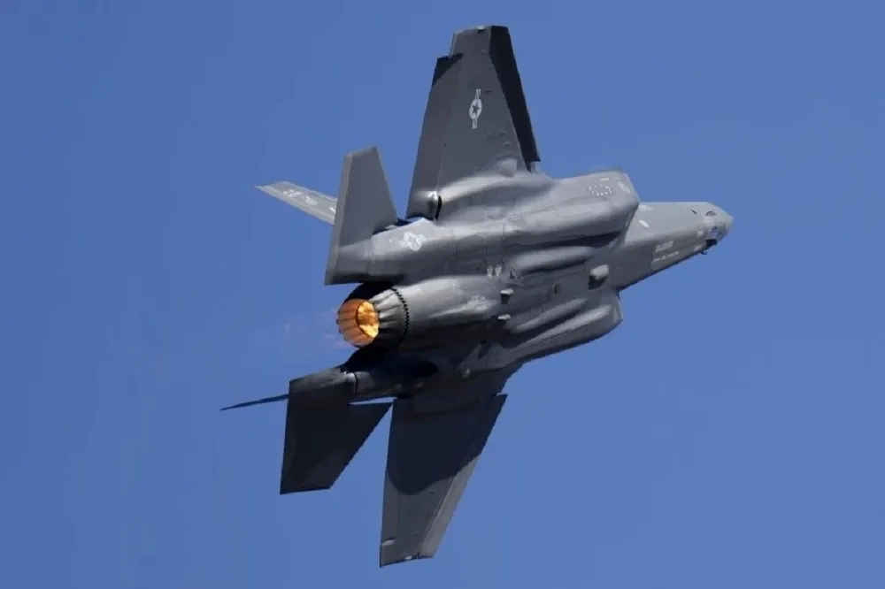 川普擬提供沙國3.3兆軍武　聚焦F-35、MQ-9B海神無人機與C130
