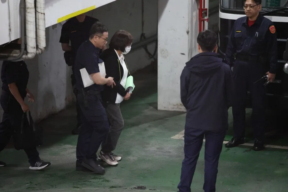 黃呂錦茹涉「死人連署」更裁羈押禁見　裁定理由曝光