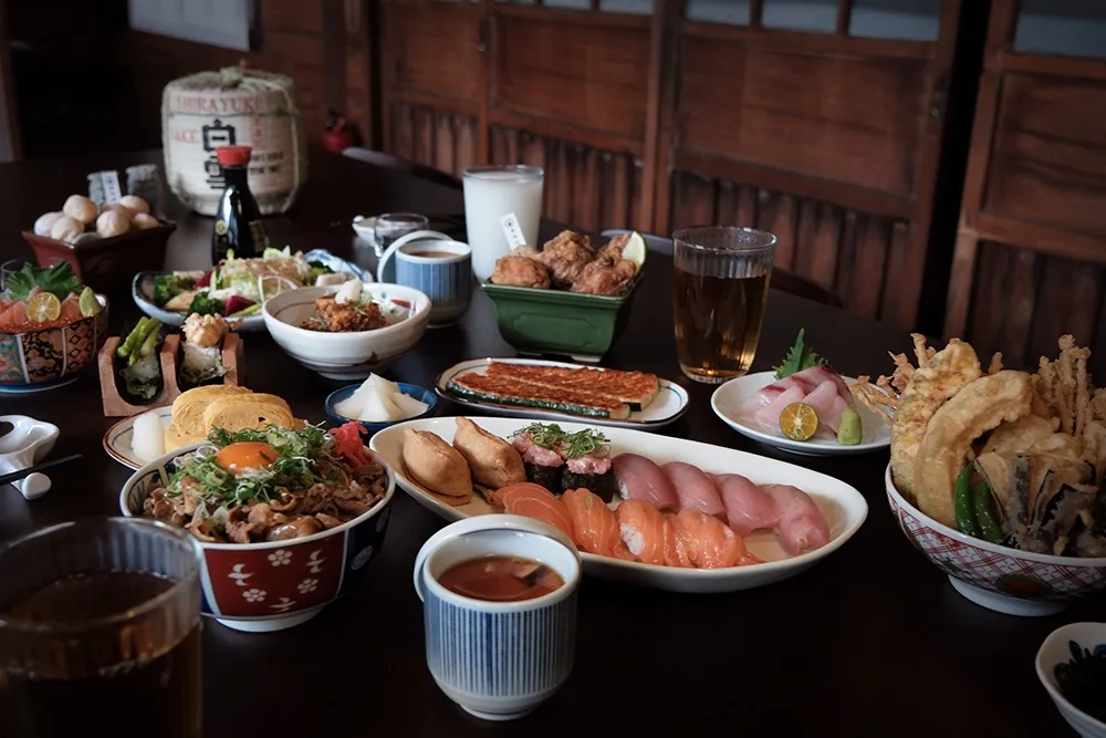 【完整菜單】東部最美 buffet！花蓮日式老屋「米崙丼飯屋」營業時間、吃到飽價位一次看　無限爽吃 37 道日料