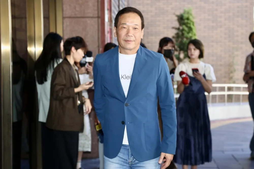 陳佩琪缺席凱道是因為他？　鍾小平出席惹怒小草急喊：藍白不可分割