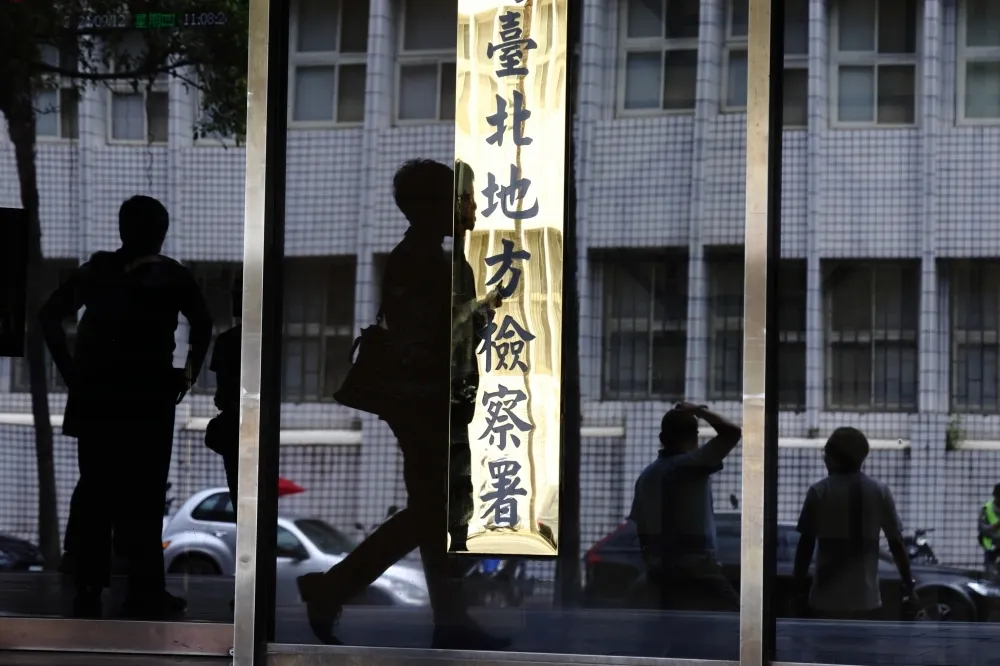 曝李慶隆遭檢追問「年事已高為何不離職」　傅崐萁：他心生恐懼就失蹤了