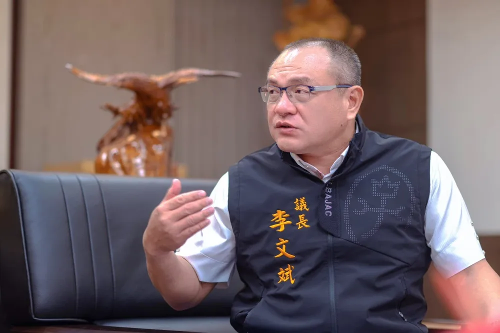 苗栗議長之子涉賭債押人案　李文斌道歉：子不教父之過