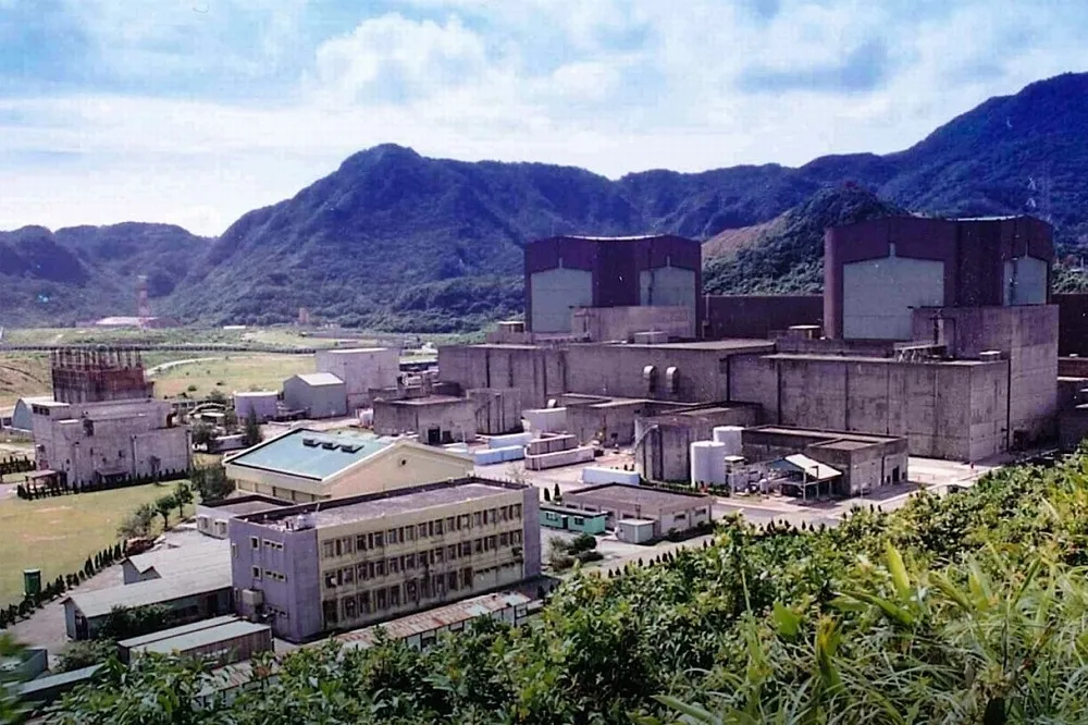 核三廠2號機停役、非核家園首日「亮黃燈」　台電：備轉容量率9.6%無虞