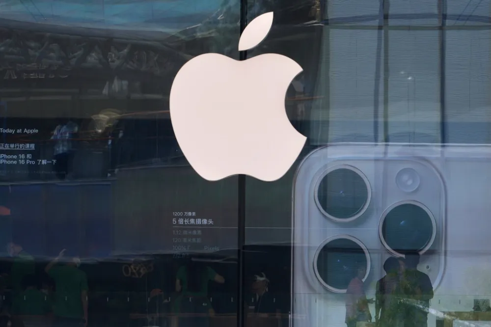 iPhone從中國搬去印度製造也躲不了　川普：非美製就課25%關稅