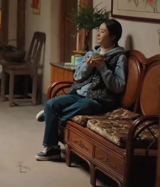 趙麗穎主演電視劇《幸福到萬家》演技精湛，連坐姿都讓觀眾讚嘆