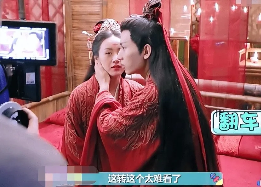 成毅與袁冰妍拍古裝劇《琉璃》吻戲